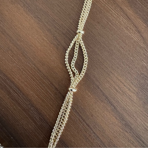 PRETTY BIRD JEWELRY TRIPLE STRAND BUNCHED GOLD PLATED NECKLACE - Picture 3 of 7